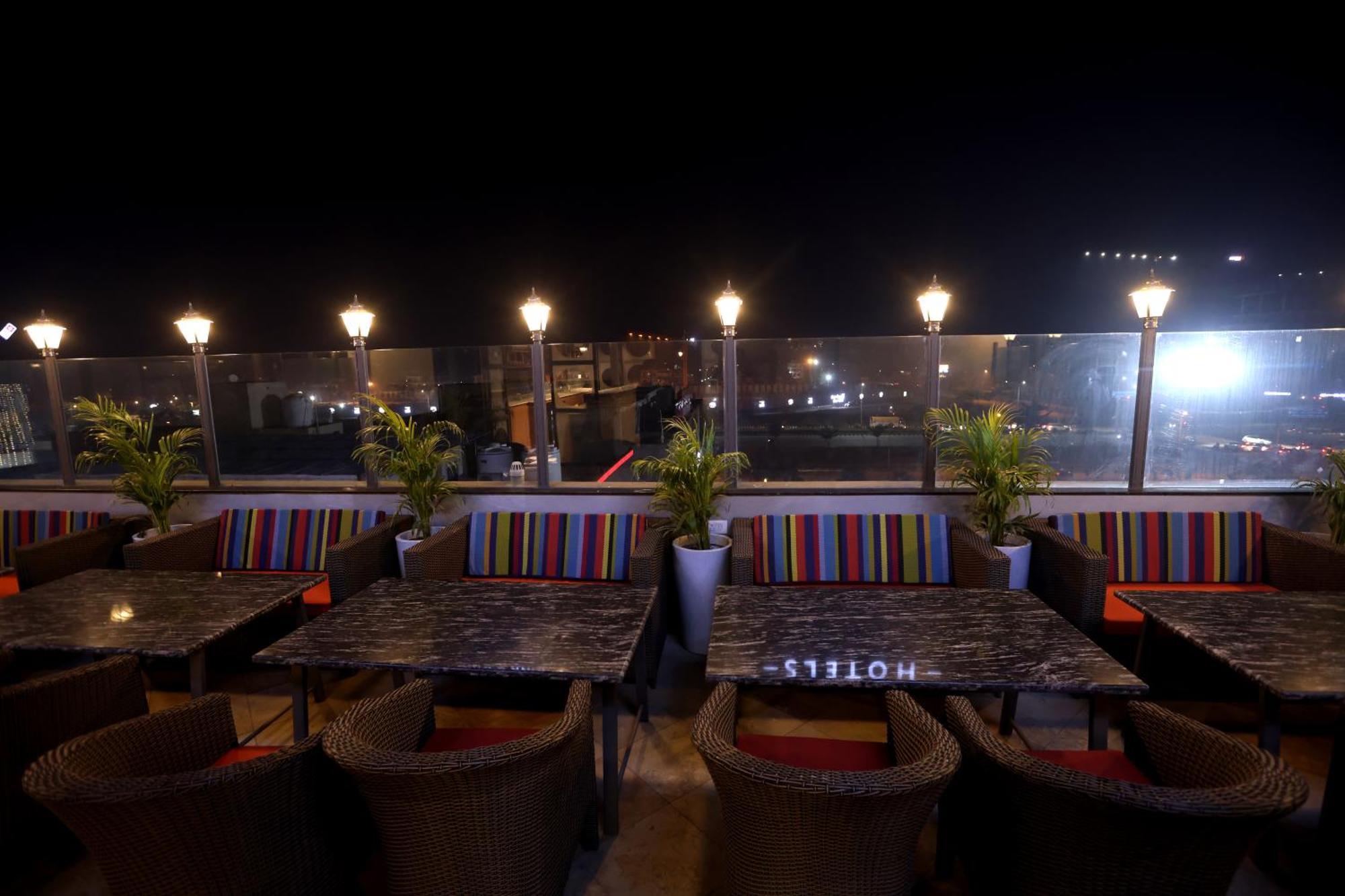 Hiraya Hotels Mohali Ngoại thất bức ảnh